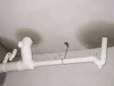 布尔津卫生间测漏水的几种情景